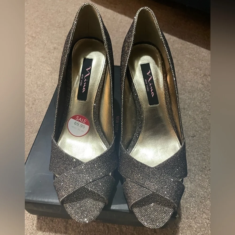 Mina Peep Toe Silver‎ Sparkly Heels Size 8.5 M